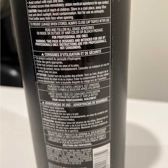 COPY - MATRIX ColorINSIDER No Ammonia permanent hair color cream developer 20v. - Picture 2 of 3